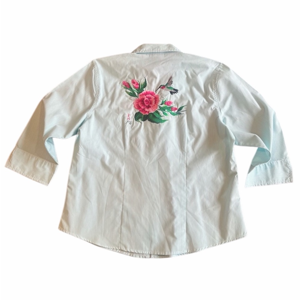 Humming Bird Floral Embroidered Woman’s Shirt - Light Blue‎ Striped Medium